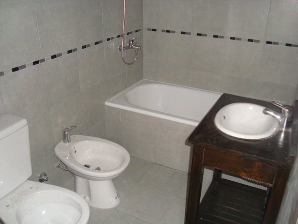 Alquiler Departamento 2 ambientes  con cochera en Moron