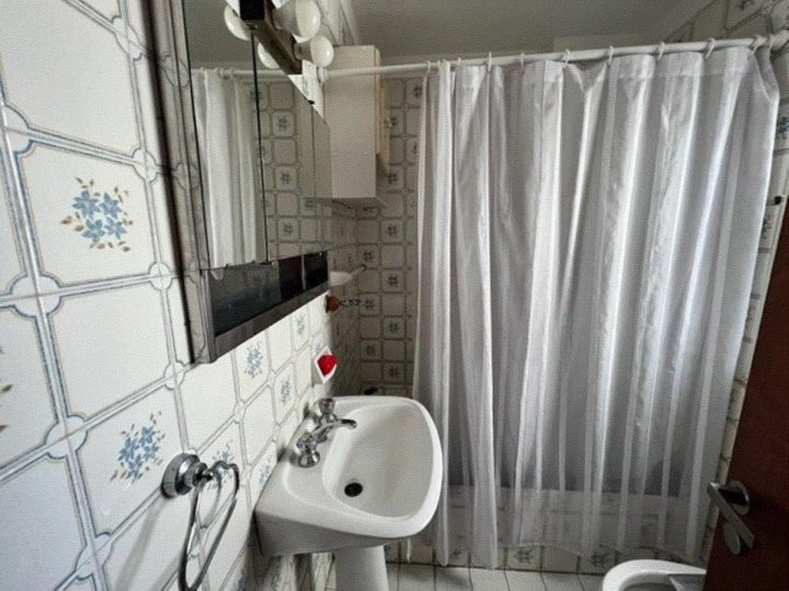 Belgrano, Juramento 1600, 3 amb, 65m2, u$s 850 + servicios. 15-08-25