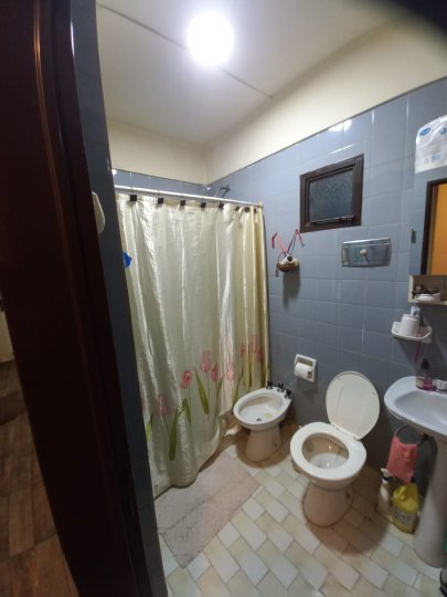 DEPARTAMENTO  DE  DOS DORMITORIOS EN  EL CENTRO BAJO-DE NEUQUEN