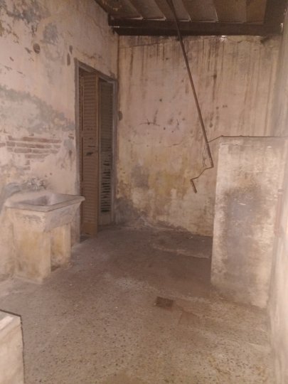 VENTA CASA A RECICLAR EXCELENTE OPORTUNIDAD