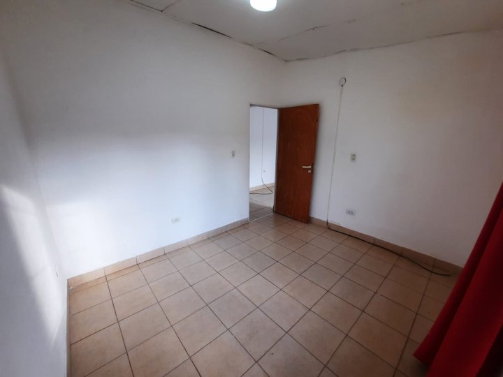 Granadero Baigorria, Junin nº 1467 Dpto. nº 1 Interno