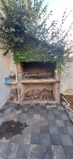 CASA DE 3 DORMITORIO EN ALQUILER