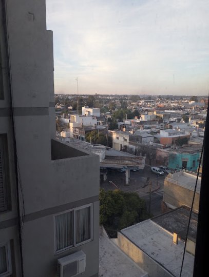 San Vicente, S/ Agustin Garzon DESOCUPADO, CON BALCON