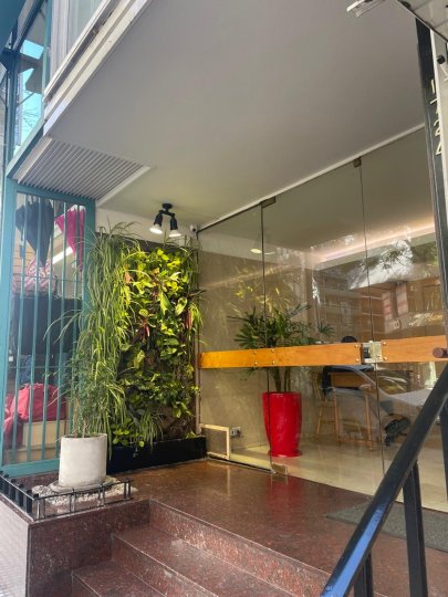ALQUILER - RECOLETA - AUSTRIA 1700 - 3 amb c/balcón corrido - $1100000 + Expensas