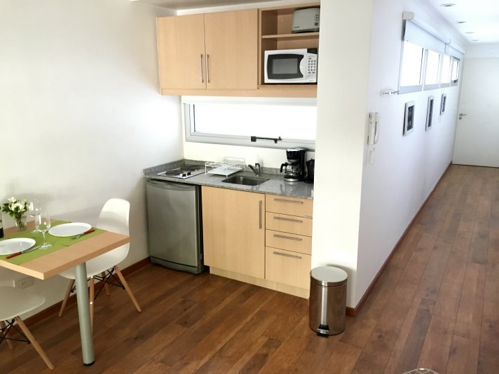 Palermo, Sinclair 2900, 1 amb, 38m2, u$s 650 + luz.