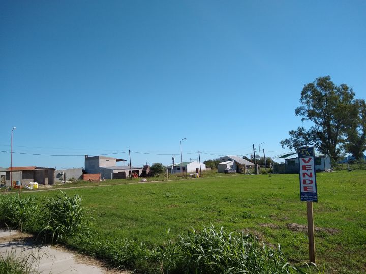 Timbúes, Terrenos céntricos en calle 25 de Mayo e Islas Malvinas