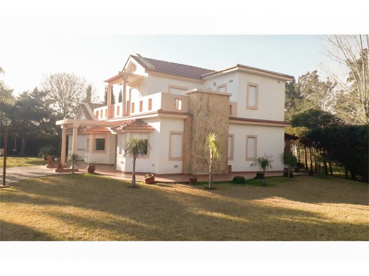 Propiedad sobre Newbery (Fisherton) IDEAL COMERCIAL / CONSTRUCTORAS.