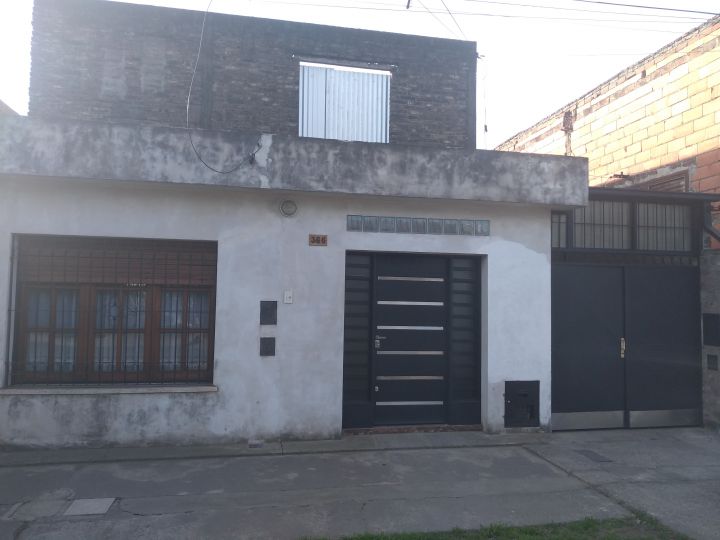 OPORTUNIDAD VENTA DOS PROPIEDADES EN UNA ZONA SUR