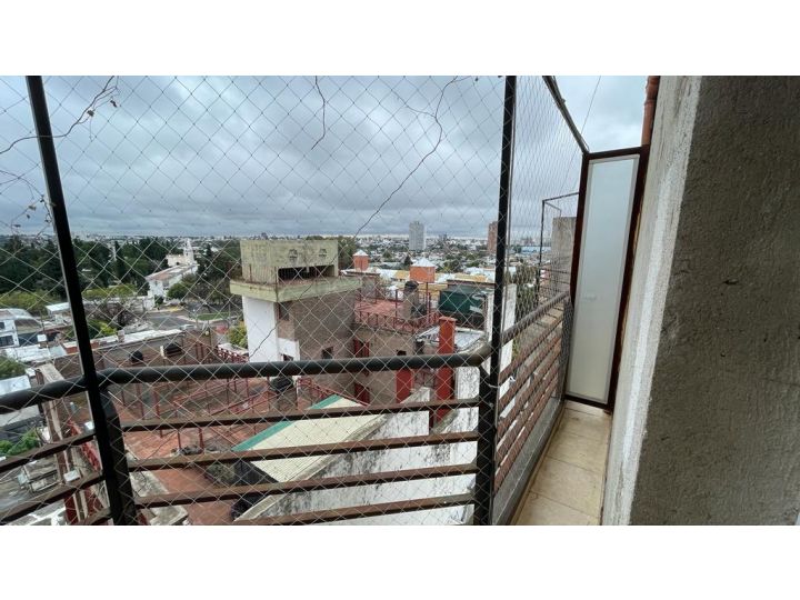 APTO CREDITO HIPOTECARIO Semipiso 2 Dorm y 2 baños - Santa Rosa 2522 5º C