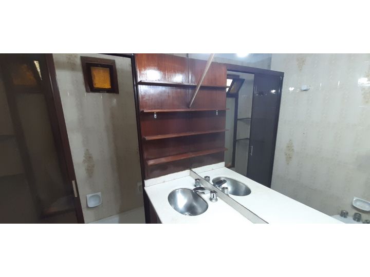 Casa de dos dormitorios en Planta Alta, Maciel 251