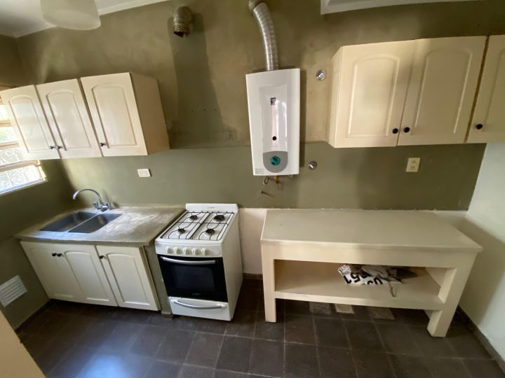 Venta - Pqe Capital Sud - 3 Dorm - 2 Baños Complejo Cerrado - Aconquija 3100