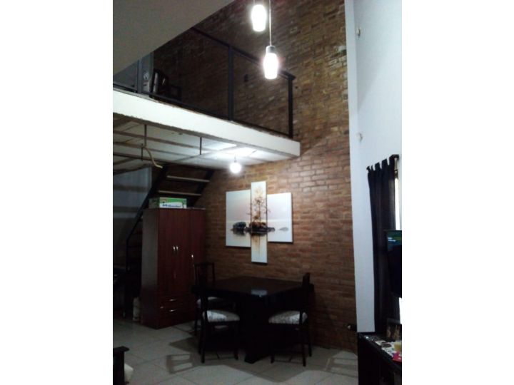ROLDAN - CASA TIPO DUPLEX- CON CIMIENTOS PARA LOCAL COMERCIAL